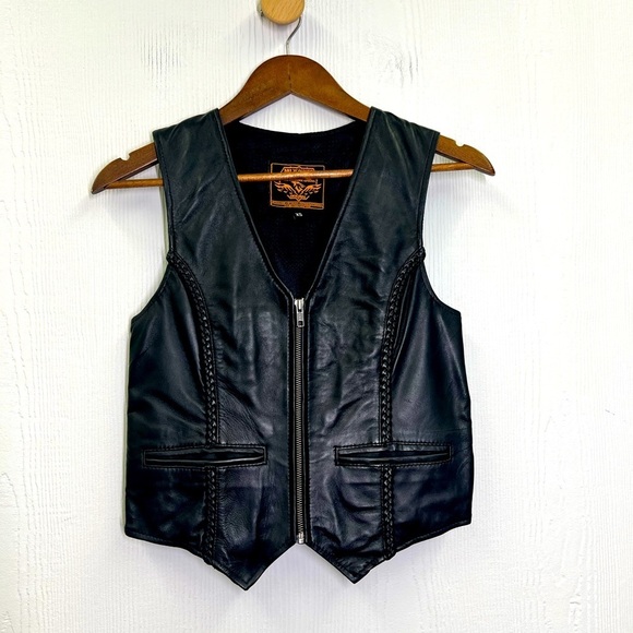 Milwaukee Leather - Black Leather Hide With Braided Trim Zip Up Vest Size XS - Picture 9 of 12
